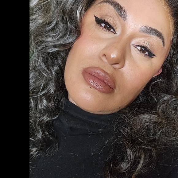 Meet your Posher, Constance - Picture 3 of 4